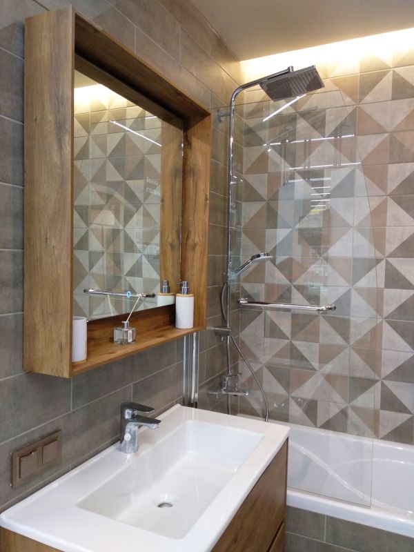 Bathroom Tiling Service